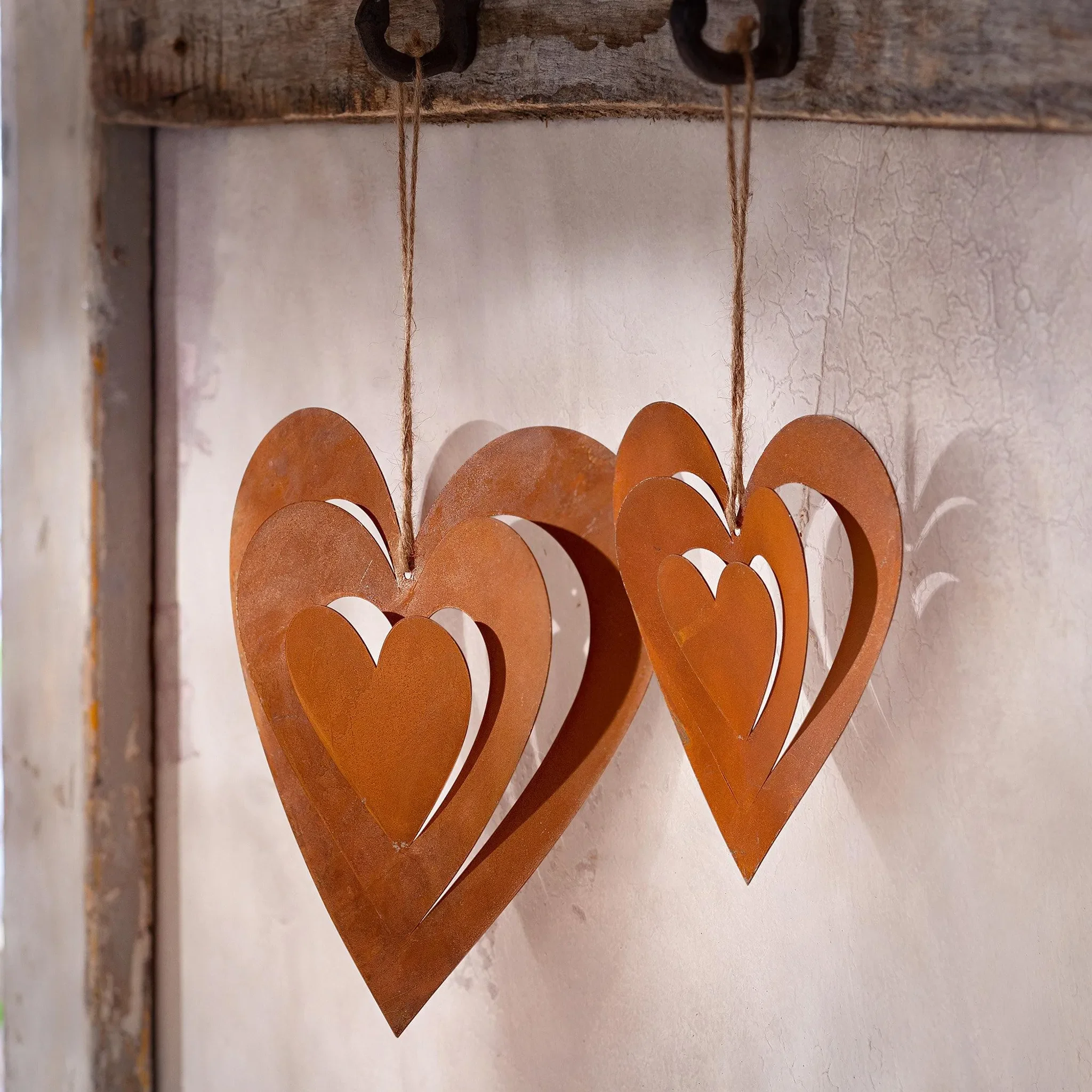 Deko-Hänger Herz „Rostliebe“ – 2er-Set